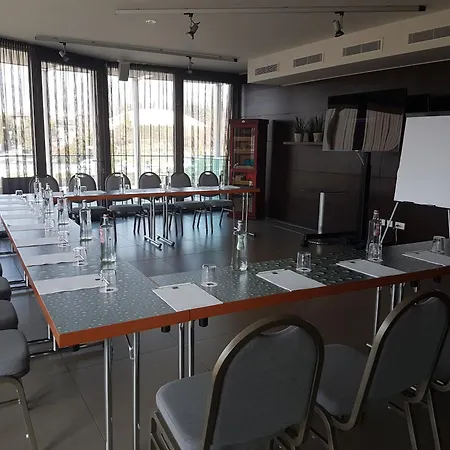 Hotell Aqualux & Terme