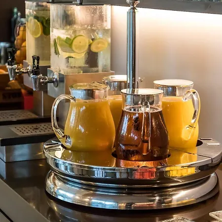 Hotell Aqualux & Terme 4*